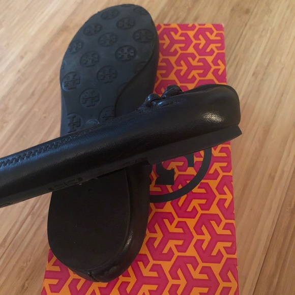 Tory Burch Reva Flat - Picture 4 of 7
